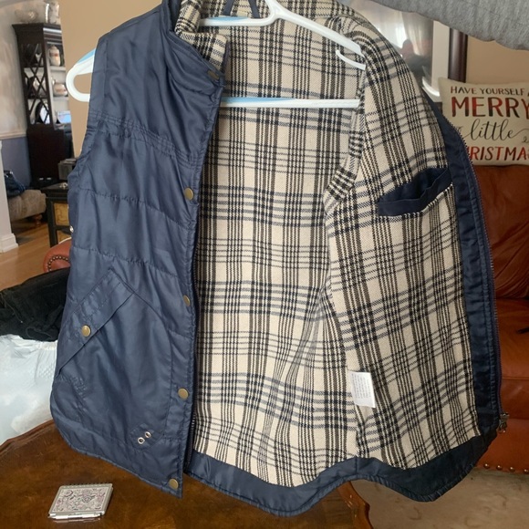 Baker Vest - Picture 3 of 4